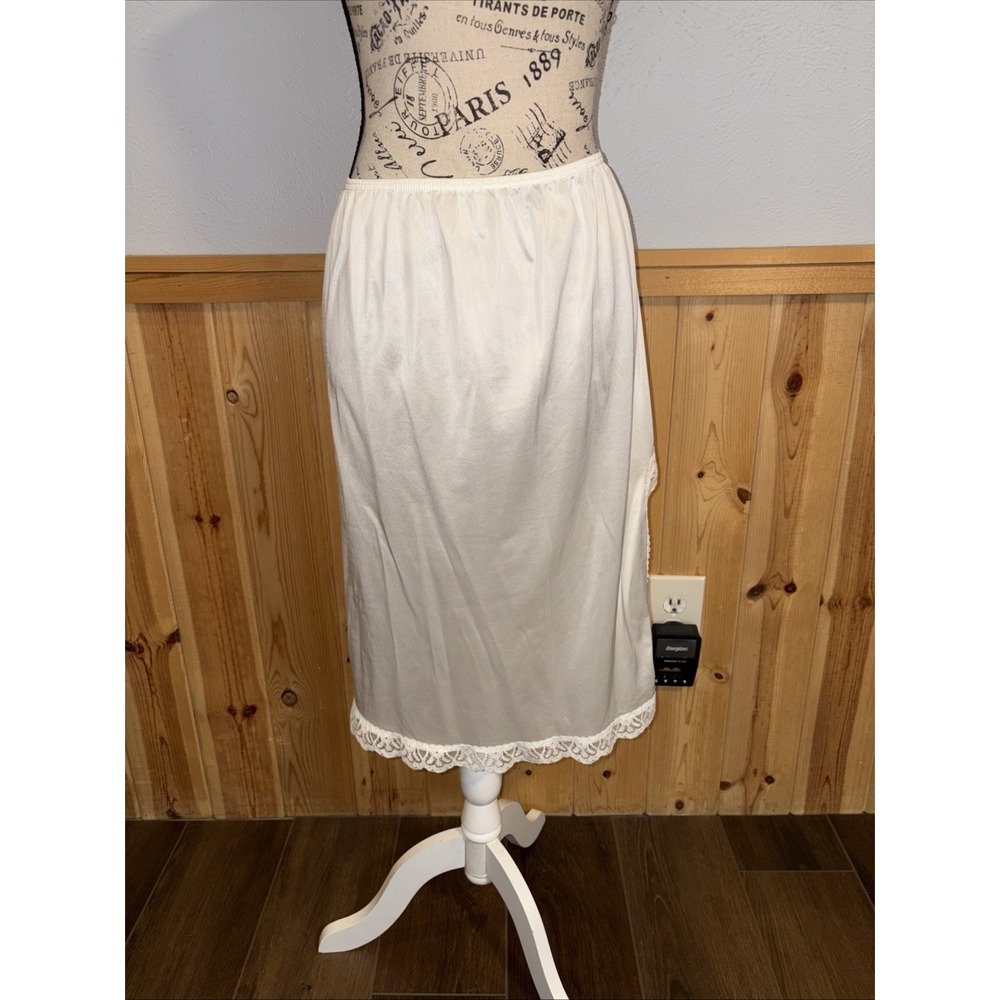 Vintage Blush Women's White Half Slip Nylon Lace Made in the USA S